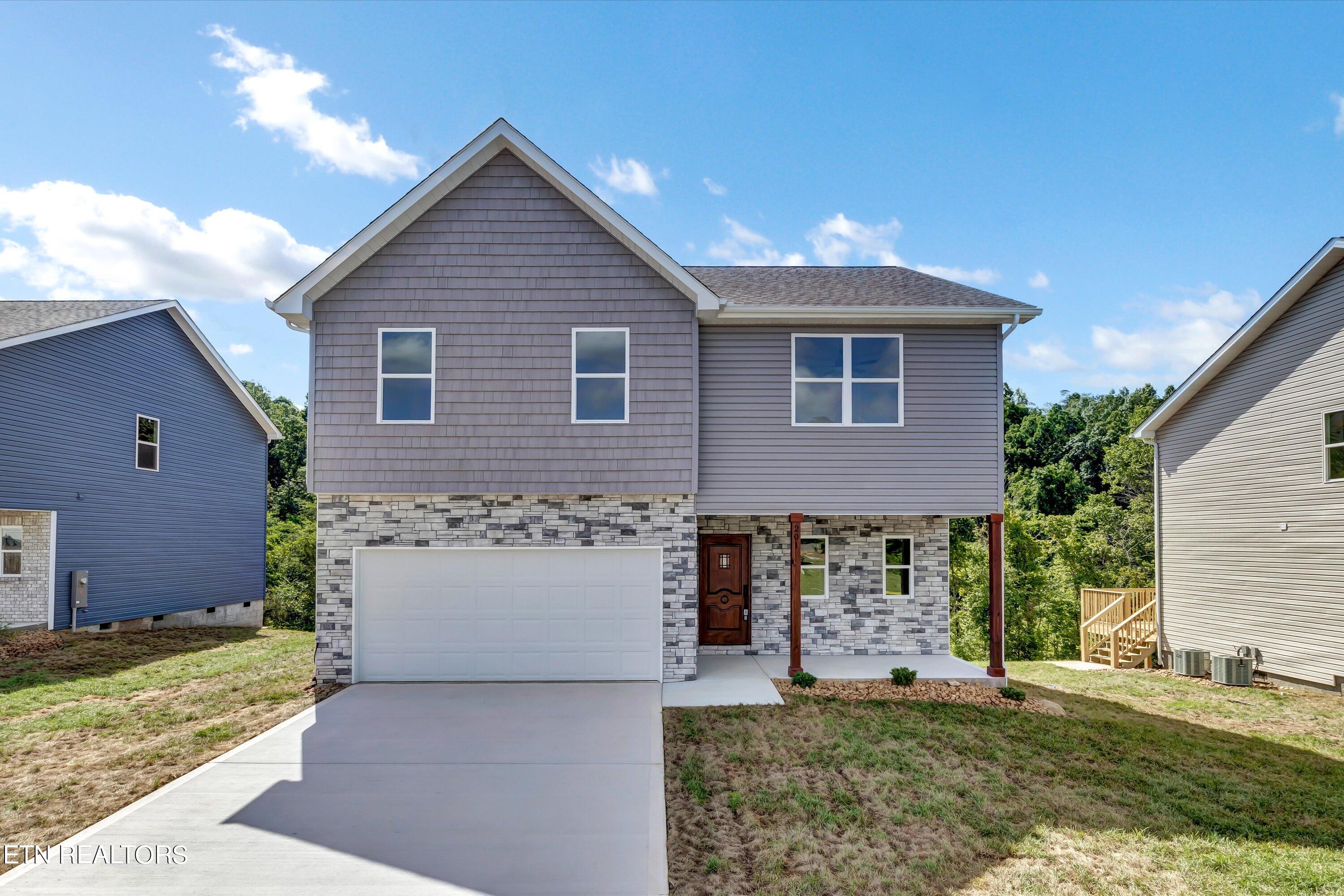 View Maryville, TN 37804 house