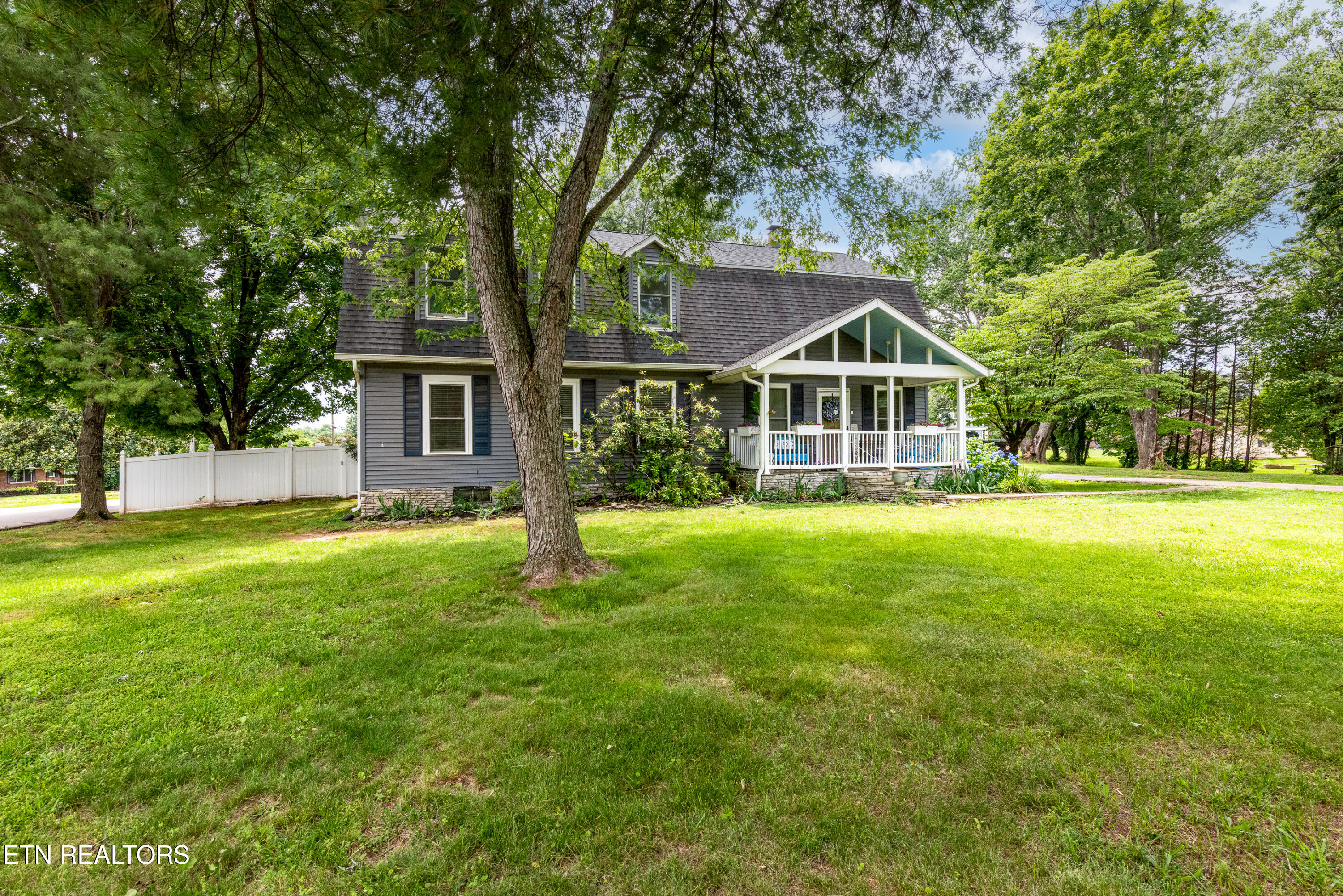 209 Montgomery Lane