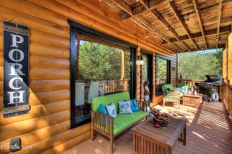 Tiny photo for 2184 Spence Mountain Loop, Sevierville, TN 37876 (MLS # 1321066)