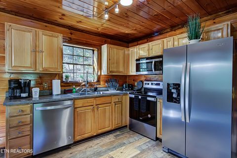 Tiny photo for 2184 Spence Mountain Loop, Sevierville, TN 37876 (MLS # 1321066)