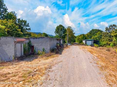 Tiny photo for 4885 Highway 131, Washburn, TN 37888 (MLS # 1355367)