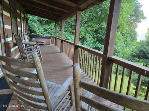 Tiny photo for 994 Emilyville Way, Cosby, TN 37722 (MLS # 1350000)