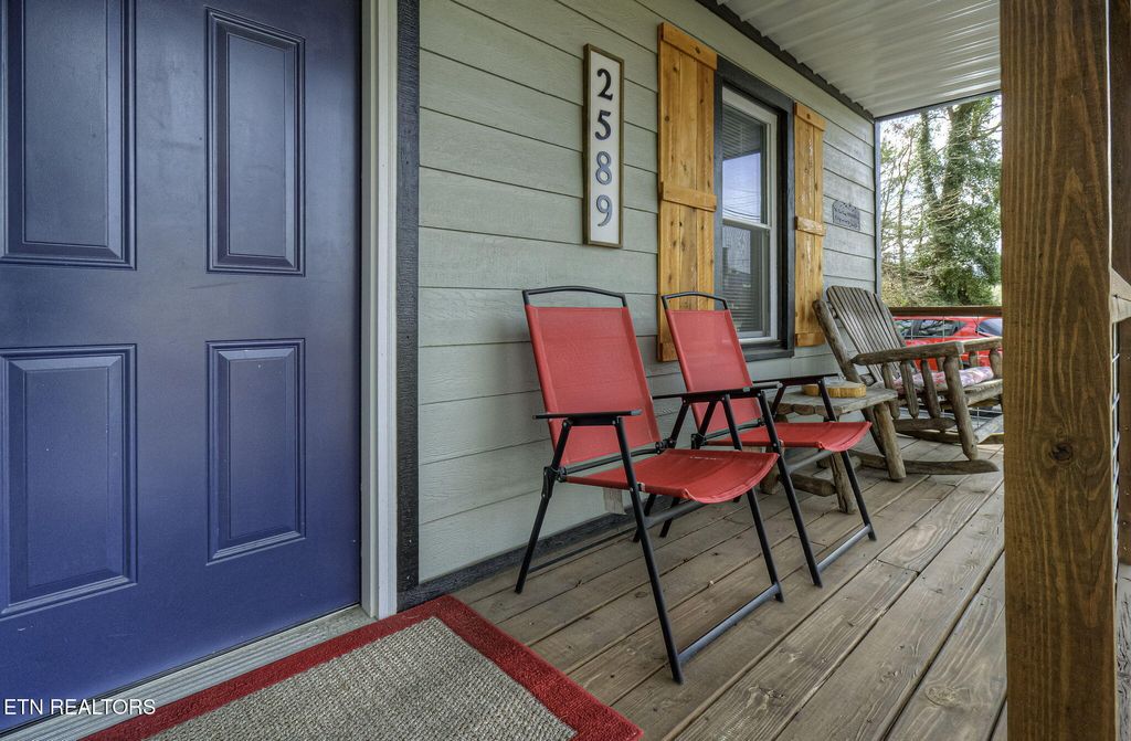 Photo of 2589 Ridge Rd, Pigeon Forge, TN 37863 (MLS # 1313334)