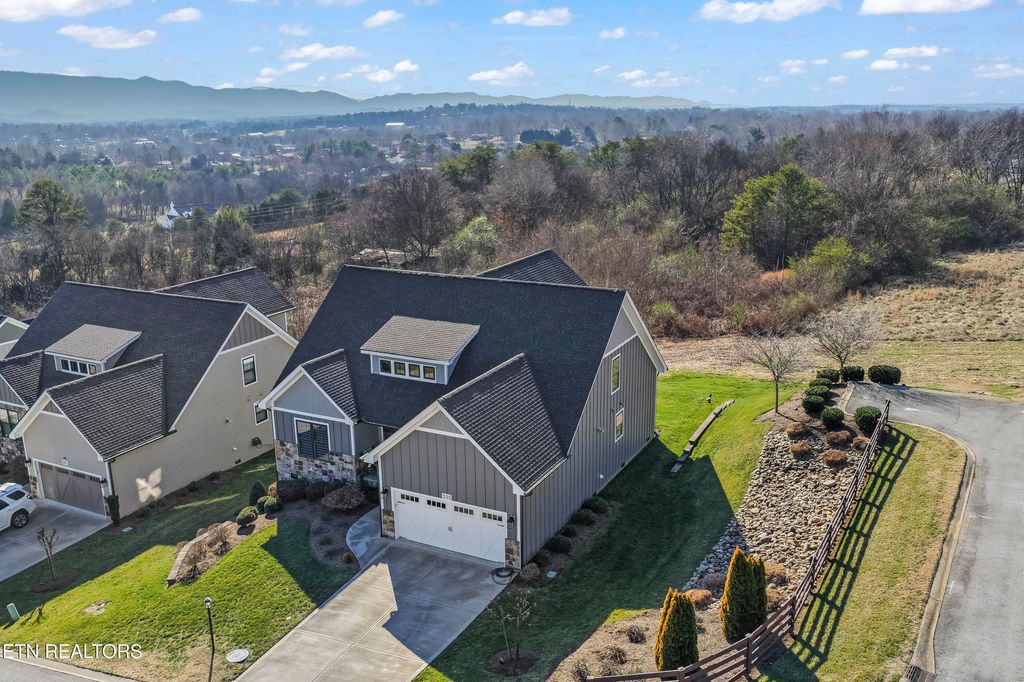 Photo of 555 Simmons View Drive, Seymour, TN 37865 (MLS # 1325548)