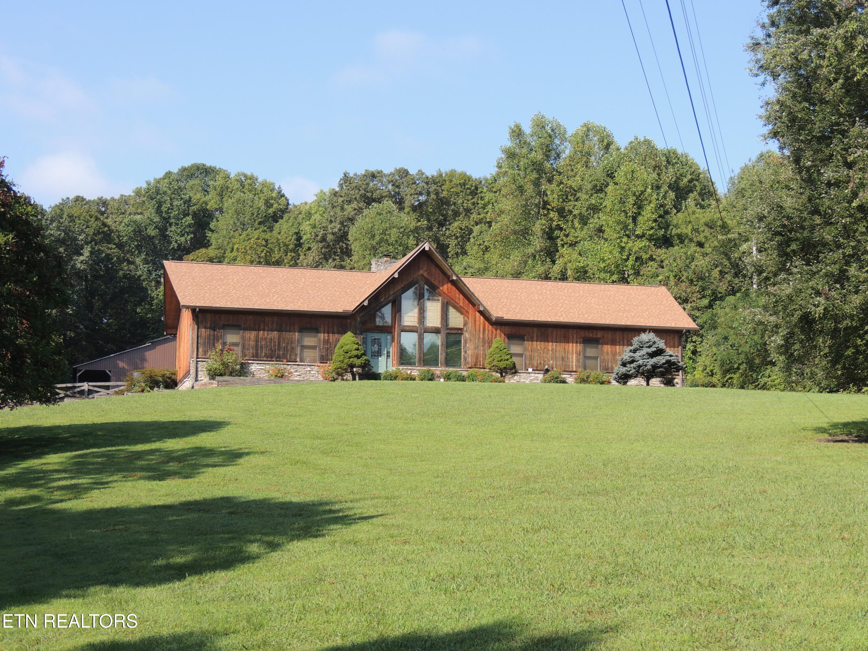 8210 WOOD Rd