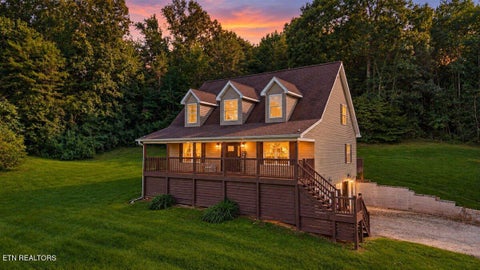 Photo of 555 New Clear Branch Rd, Rocky Top, TN 37769 (MLS # 1348492)