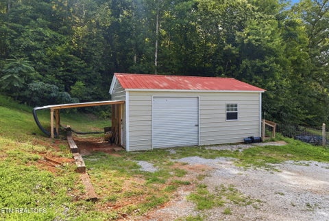 Tiny photo for 555 New Clear Branch Rd, Rocky Top, TN 37769 (MLS # 1348492)