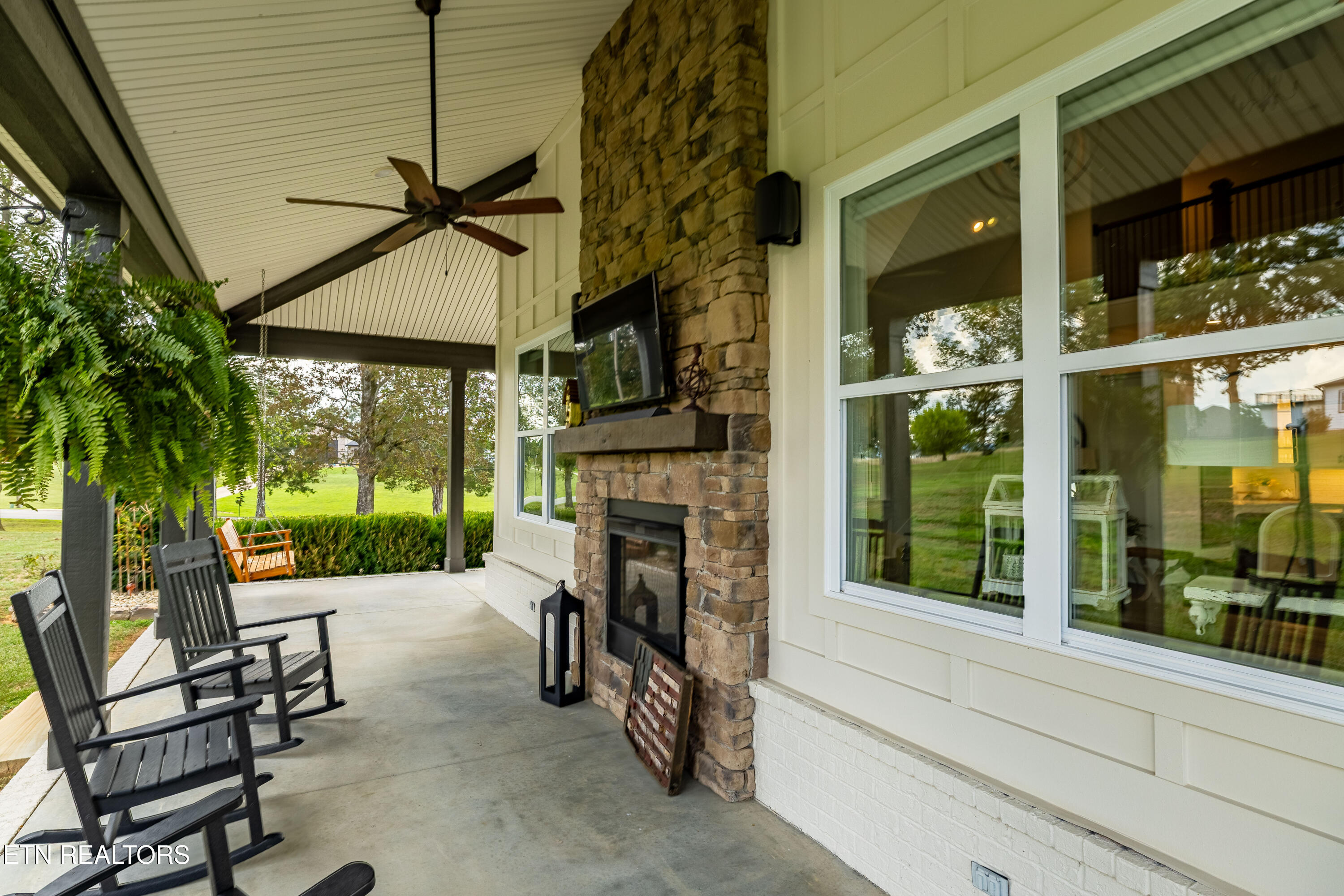 306 Coulter Rd