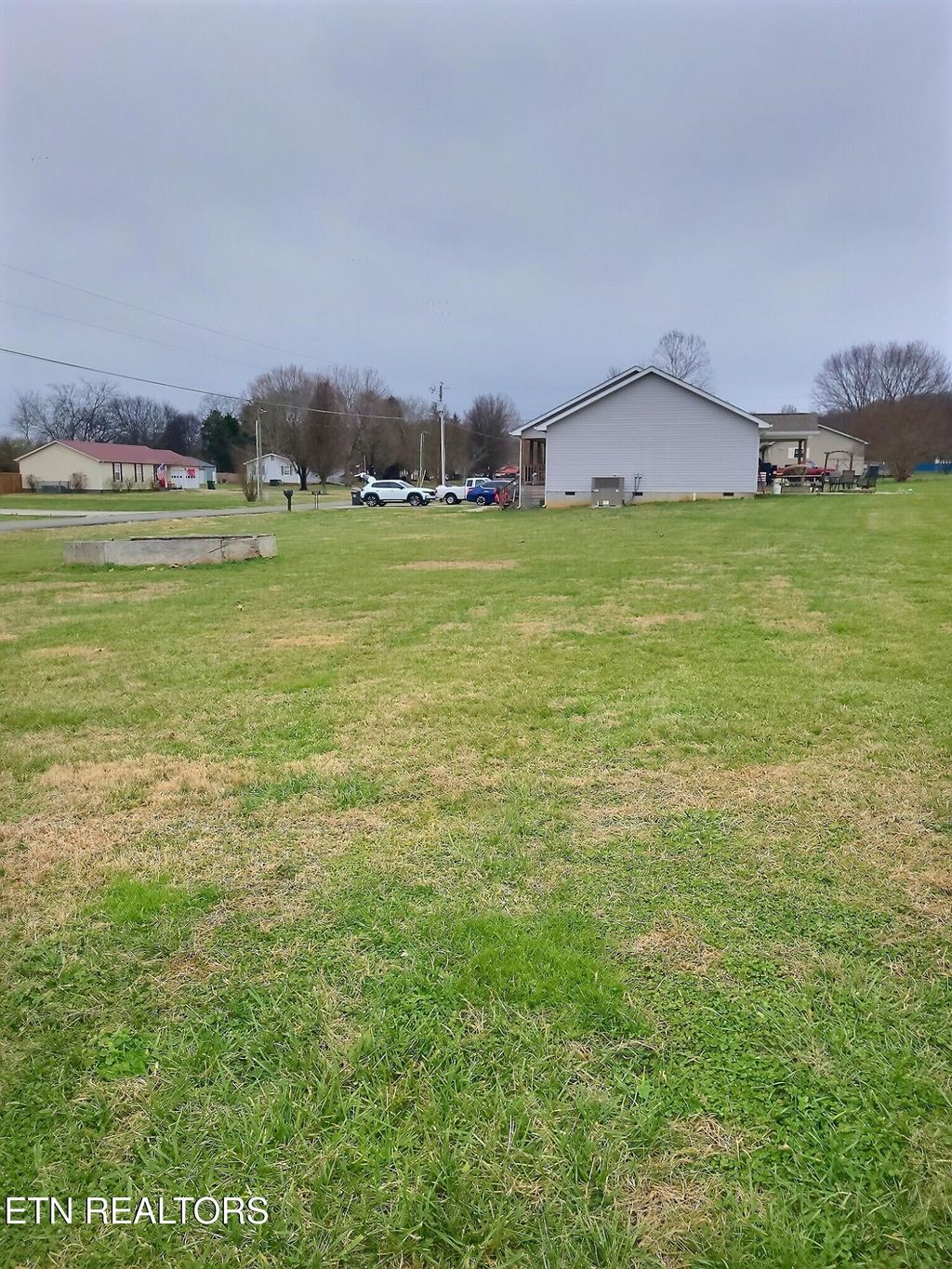 Photo of 106 Cherokee Circle, Madisonville, TN 37354 (MLS # 1325756)