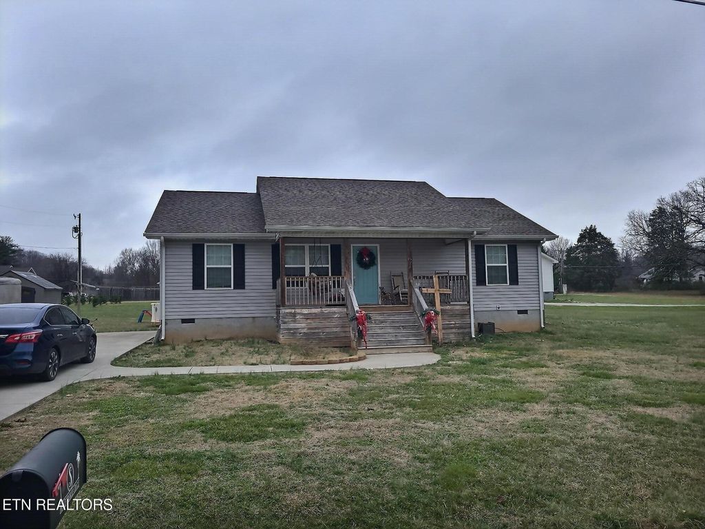Photo of 106 Cherokee Circle, Madisonville, TN 37354 (MLS # 1325756)