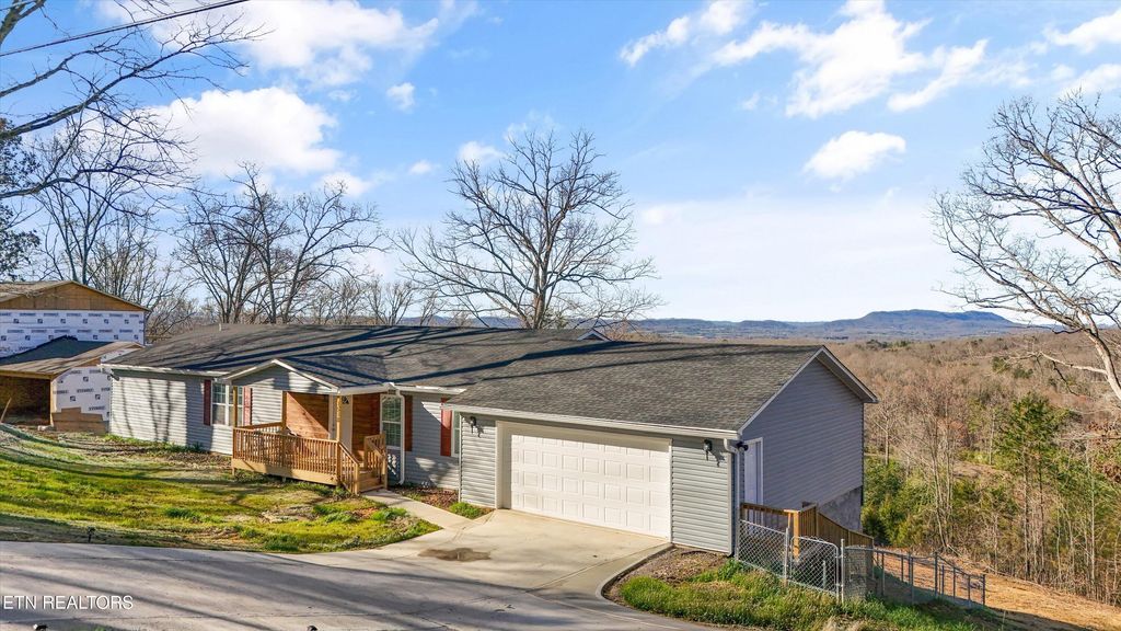 Photo of 1518 Stony Point Rd, Knoxville, TN 37914 (MLS # 1332689)