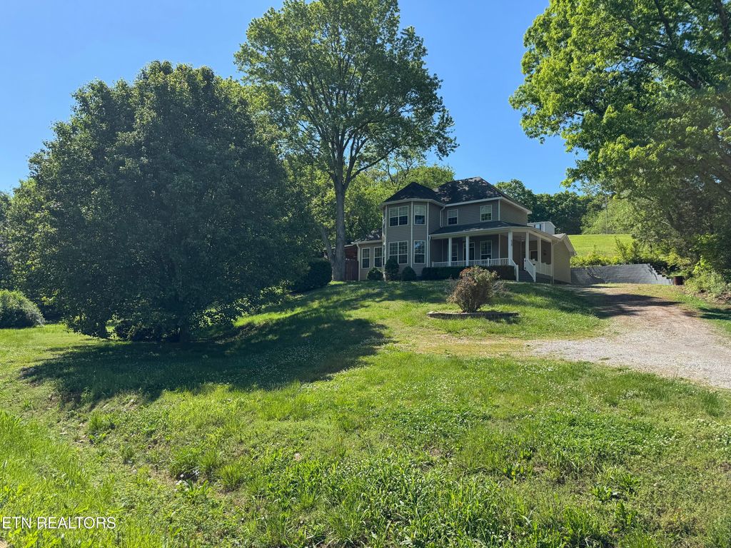 Photo of 538 Foster Rd, Lenoir City, TN 37771 (MLS # 1325350)