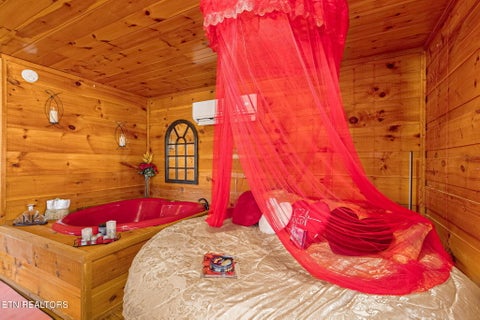 Tiny photo for 4428 Grindstone Ridge Rd, Pigeon Forge, TN 37863 (MLS # 1359976)