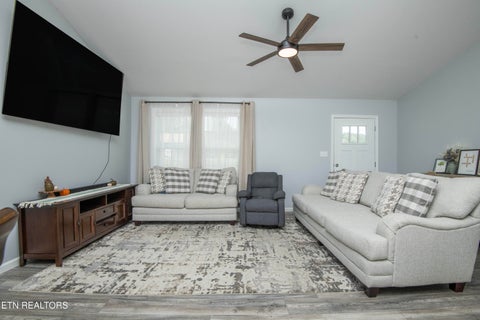 Tiny photo for 613 Glendale Ave, Clinton, TN 37716 (MLS # 1357332)