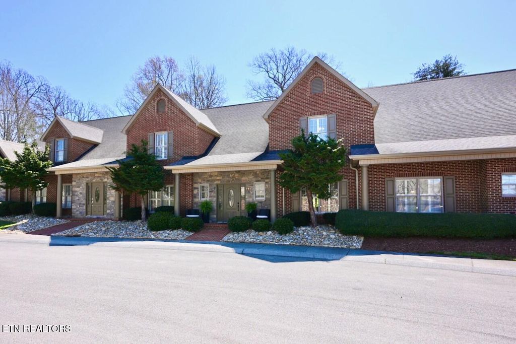 Photo of 441 Savannah Village Drive, Maryville, TN 37803 (MLS # 1334066)