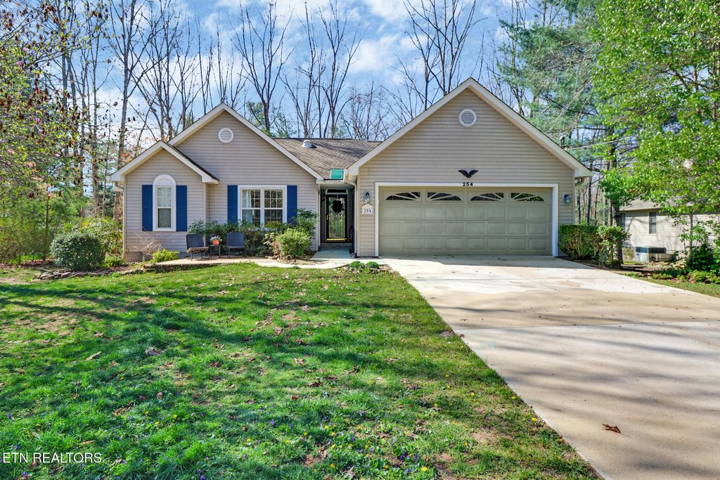 Photo of 254 St George Drive, Fairfield Glade, TN 38558 (MLS # 1334605)