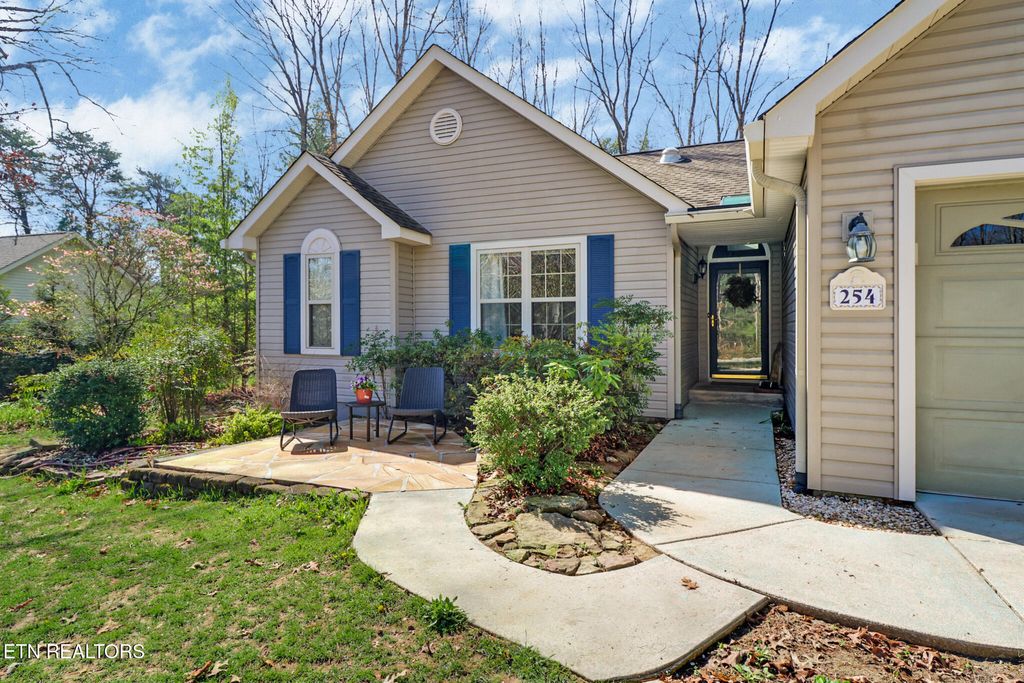 Photo of 254 St George Drive, Fairfield Glade, TN 38558 (MLS # 1334605)