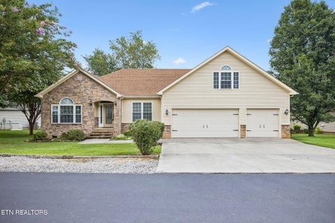 Photo of 513 Tanasi Circle, Loudon, TN 37774 (MLS # 1349389)