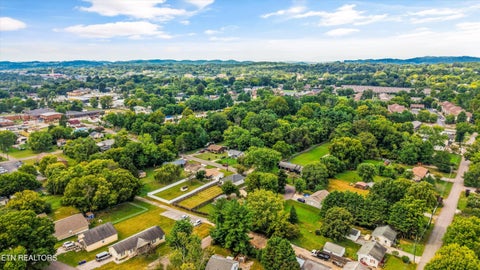 Tiny photo for 616 Mitchell Drive, Knoxville, TN 37912 (MLS # 1354997)