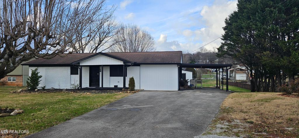 Photo of 1620 Tazewell Pike, Corryton, TN 37721 (MLS # 1286124)