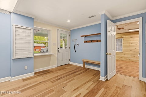 Tiny photo for 198 Lasalle Rd, Oak Ridge, TN 37830 (MLS # 1358489)
