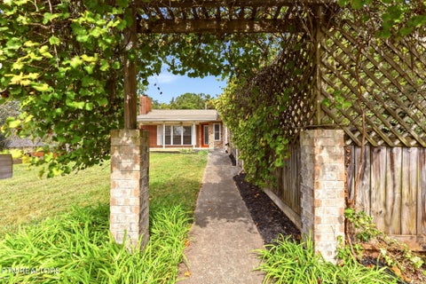 Tiny photo for 198 Lasalle Rd, Oak Ridge, TN 37830 (MLS # 1358489)
