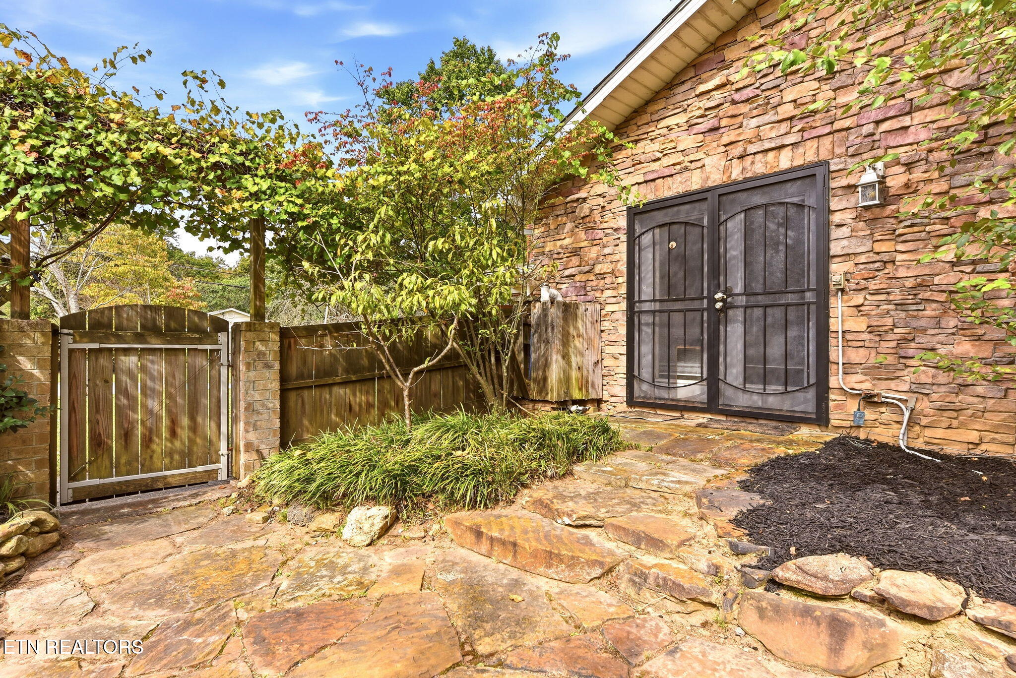 198 Lasalle Rd
