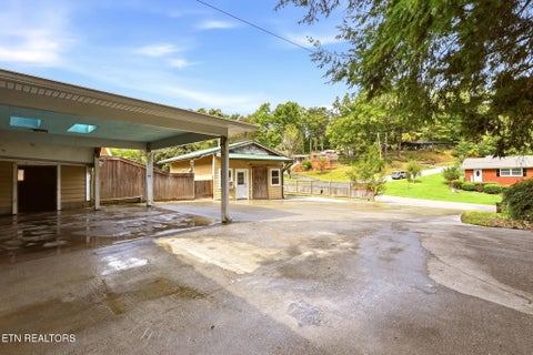 Tiny photo for 198 Lasalle Rd, Oak Ridge, TN 37830 (MLS # 1358489)