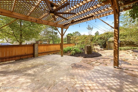 Tiny photo for 198 Lasalle Rd, Oak Ridge, TN 37830 (MLS # 1358489)