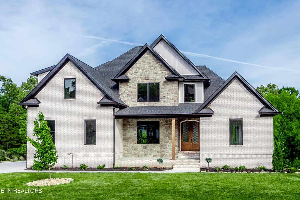 Photo of 10114 Fox Cove Rd, Knoxville, TN 37922 (MLS # 1248581)