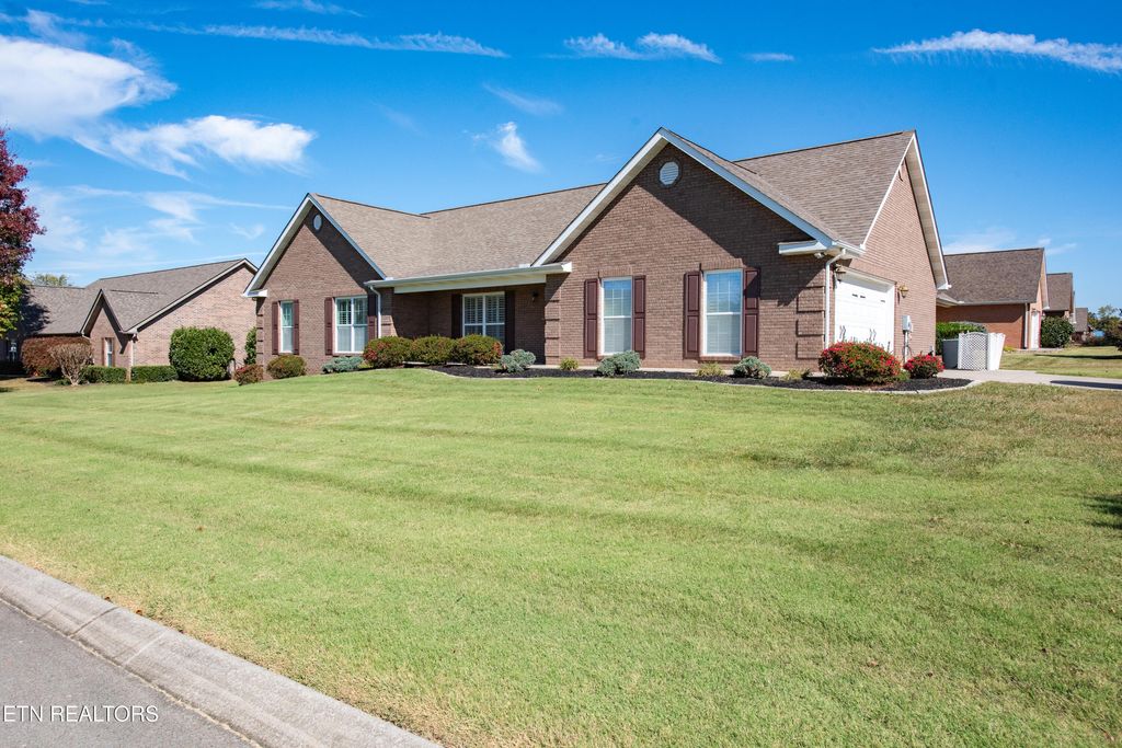 Photo of 1961 Emma Lane, Maryville, TN 37803 (MLS # 1328160)