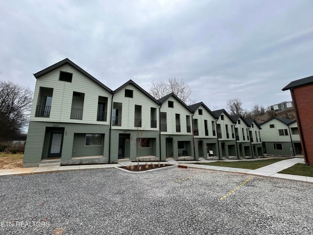 Photo of 2604 Sevier Ave #103, Knoxville, TN 37920 (MLS # 1331074)