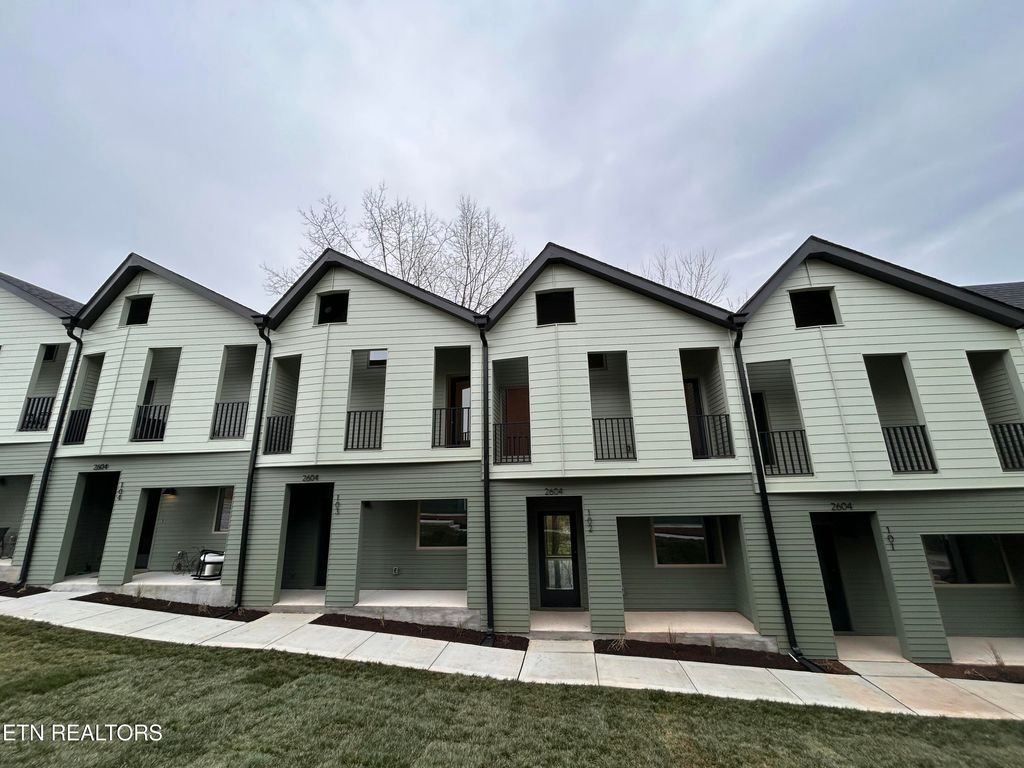 Photo of 2604 Sevier Ave #103, Knoxville, TN 37920 (MLS # 1331074)