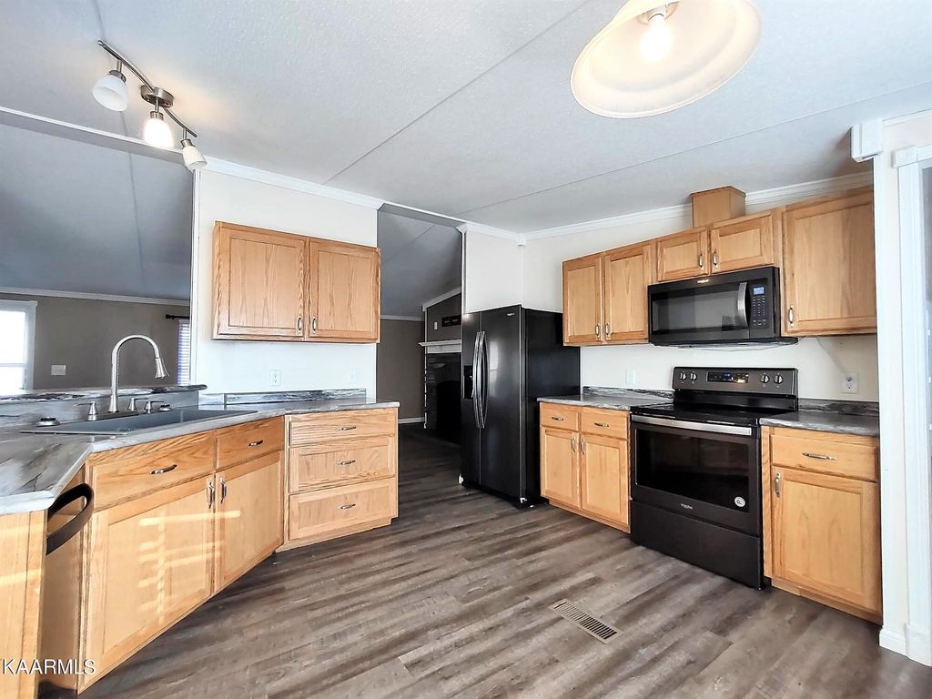 Photo of 358 Ikey Duncan Rd, Huntsville, TN 37756 (MLS # 1215115)