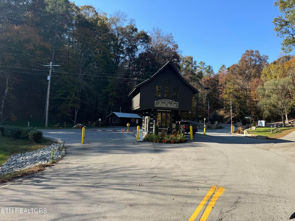 Photo of Cutter Gap Rd, Townsend, TN 37882 (MLS # 1281650)