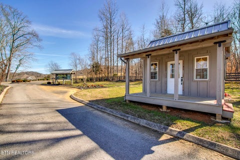 Tiny photo for 132134 Black Oak Drive, Oak Ridge, TN 37830 (MLS # 1330420)
