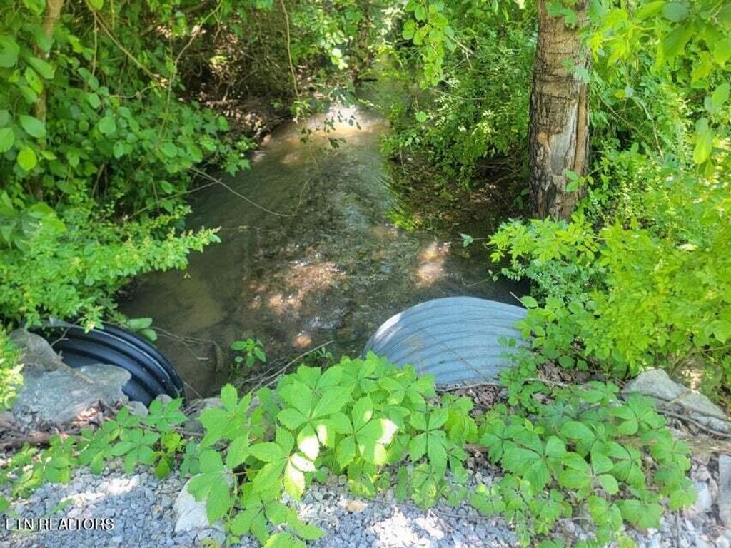 Photo of 2220 Ruritan Rd, Harriman, TN 37748 (MLS # 1304051)