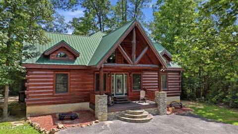 Photo of 2764 Murray Ridge Rd, Sevierville, TN 37876 (MLS # 1352615)