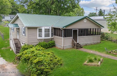 Photo of 709 N A St, Lenoir City, TN 37771 (MLS # 1329476)