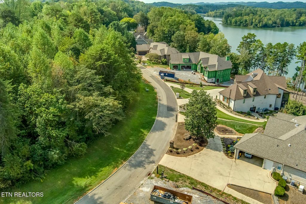 Photo of 650 Sandpiper Drive Drive, Vonore, TN 37885 (MLS # 1316825)