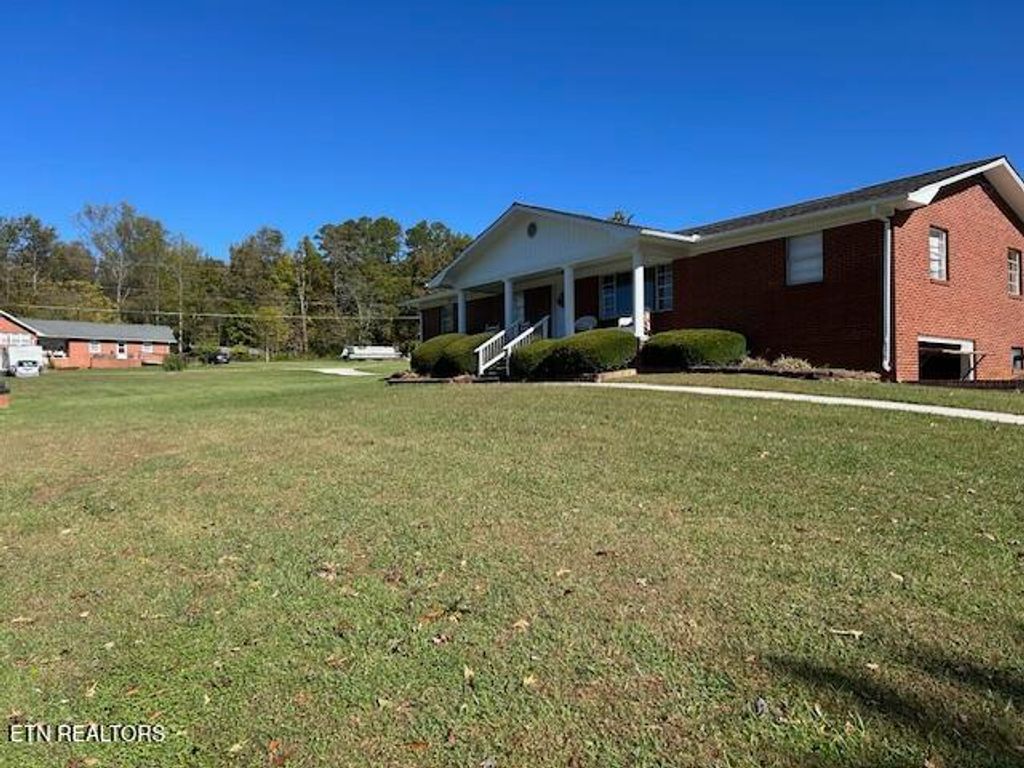 Photo of 375 Russell Drive, Maynardville, TN 37807 (MLS # 1319513)