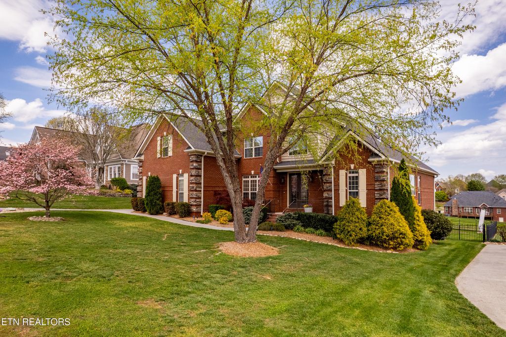 Photo of 1714 Inverness Drive, Maryville, TN 37801 (MLS # 1335611)