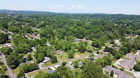 Tiny photo for 1427 Creekwood Drive, Knoxville, TN 37918 (MLS # 1340476)