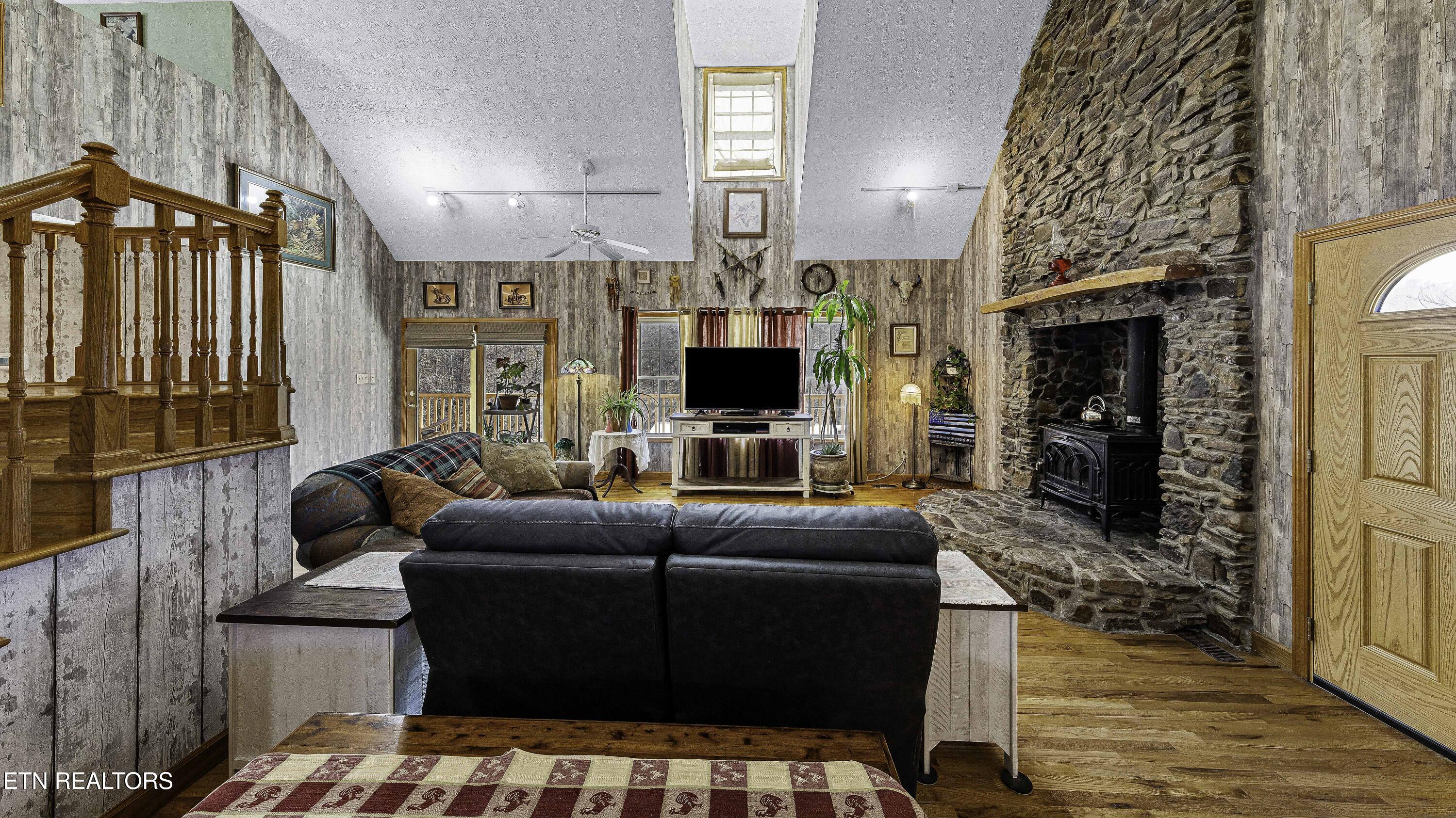 1140 Tater Valley Rd