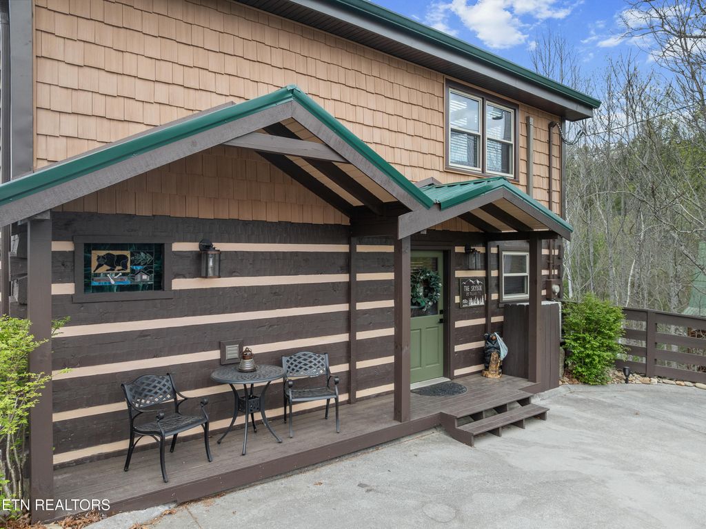 Photo of 219 Tolliver Tr, Townsend, TN 37882 (MLS # 1322780)