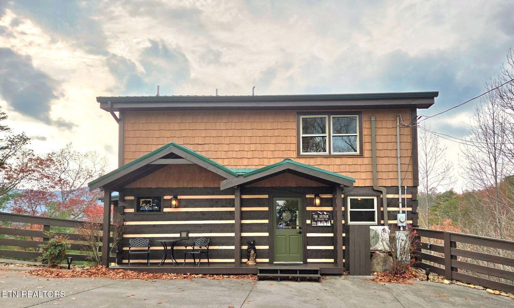 Photo of 219 Tolliver Tr, Townsend, TN 37882 (MLS # 1322780)