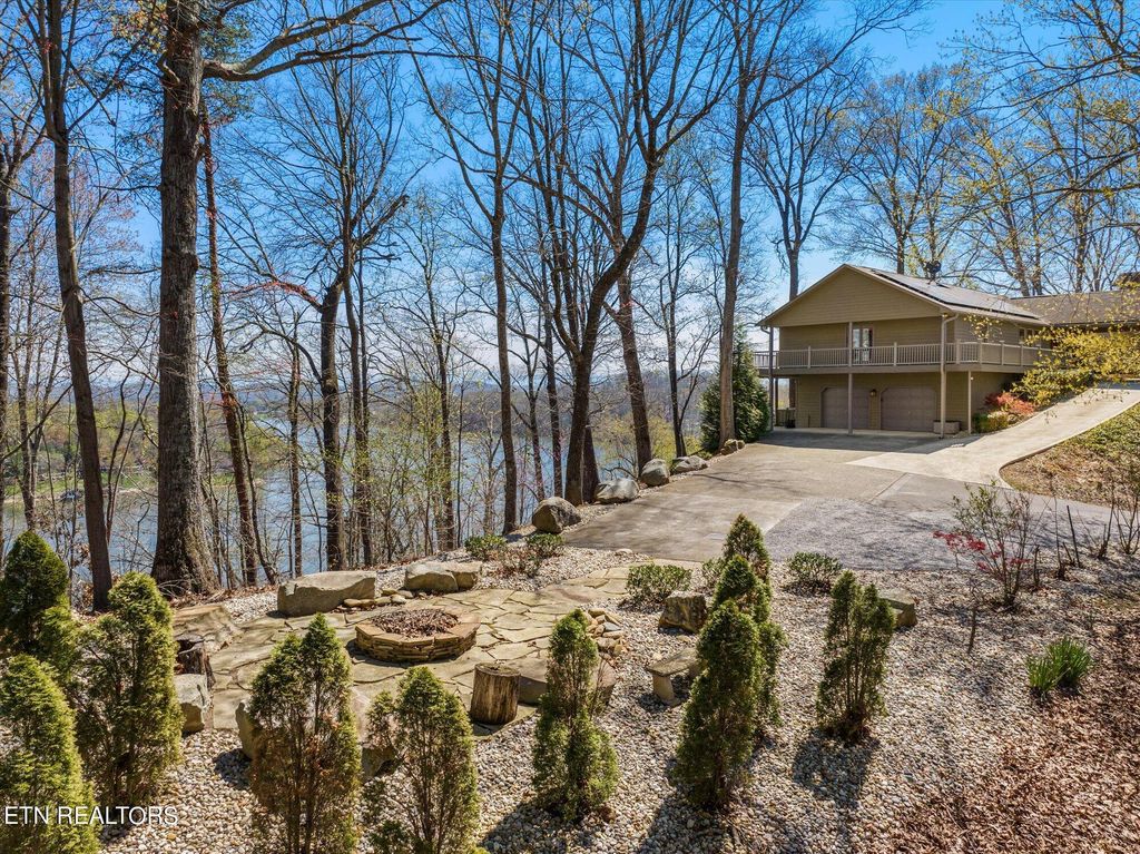 Photo of 1028 Parks Ferry Rd, Friendsville, TN 37737 (MLS # 1276554)