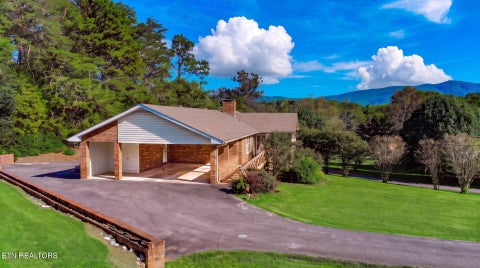 Tiny photo for 1235 Golf Course Rd, Newport, TN 37821 (MLS # 1357653)