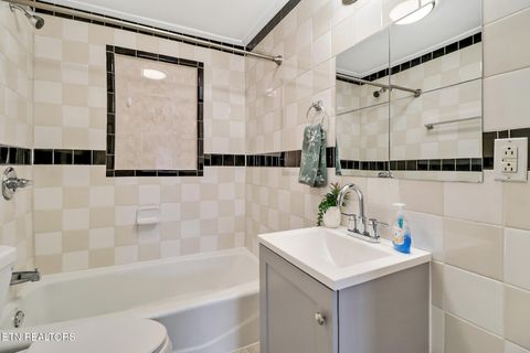 Tiny photo for 101 Dayton Ave, Crossville, TN 38555 (MLS # 1330859)