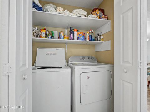 Tiny photo for 232 Farris Circle, LaFollette, TN 37766 (MLS # 1329196)